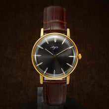 Load image into Gallery viewer, Luch De Luxe Ultra Slim Soviet Mens Watch From 1977