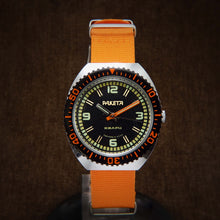 Load image into Gallery viewer, Raketa Soviet Skin Divers Watch From 80s