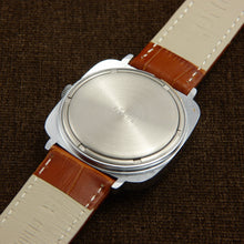 Load image into Gallery viewer, Raketa Stunning Racing Dashboard Style Early Quartz Watch From 70s