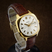 Load image into Gallery viewer, Raketa Automatic Soviet Luxury Watch From 70s